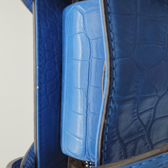 Bright blue Guess Purse, - Picture 4 of 12